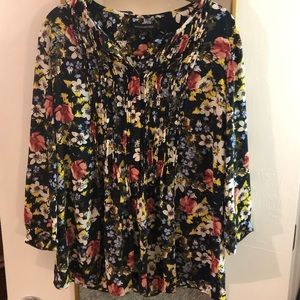Banana Republic floral tunic blouse